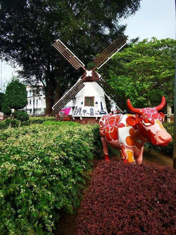 Bandar Melaka Family Bungalow Private Pool Bbq Wifi Netflix Экстерьер фото